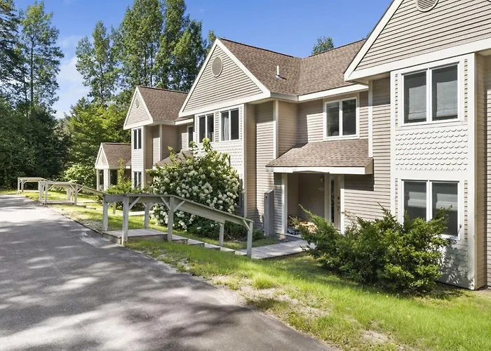 New Host! Exceptional Sunday River Ski In Ski Out Condo