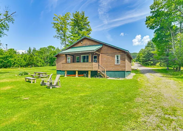 Rustic Cabin Retreat On Rangeley Lake!